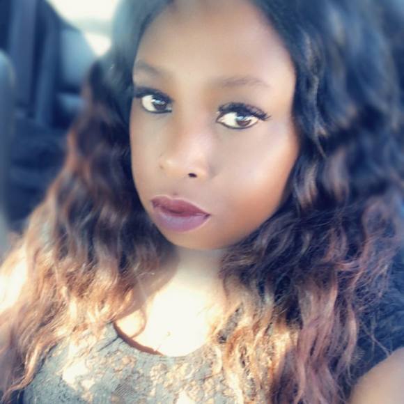 Meet your Posher, Jamesha - Picture 1 of 1